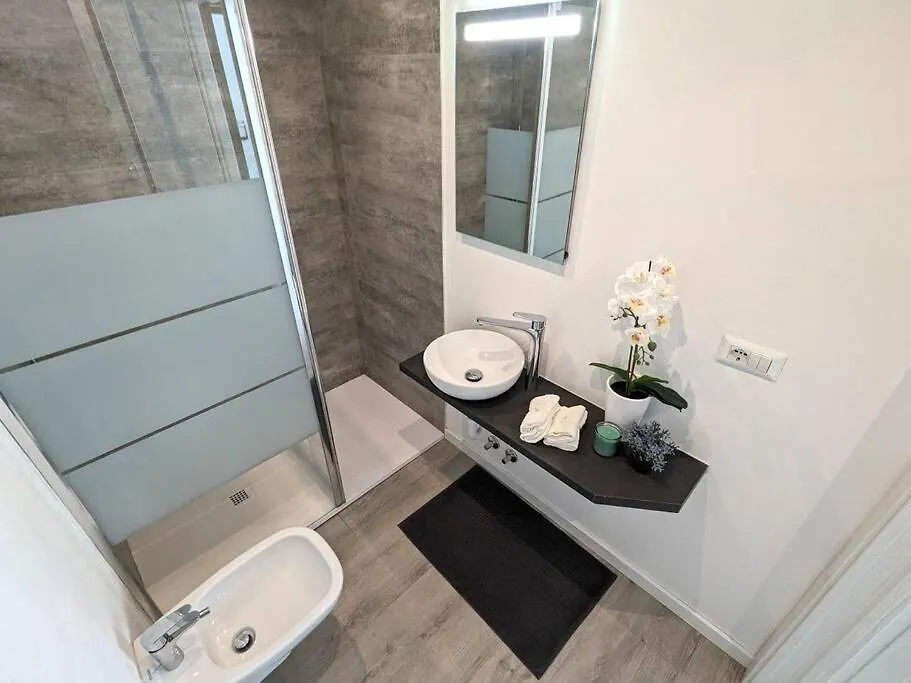 Milano- Stazione Centrale Design Loft Apartment
